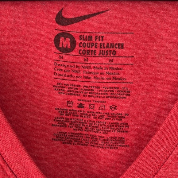 Women’s Nike Slim Fit Medium Texas Rangers T-shirt - Picture 3 of 3